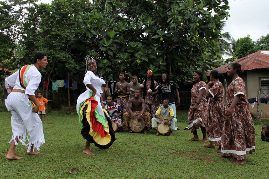 seccion-3-danza-garifuna-foto-intur